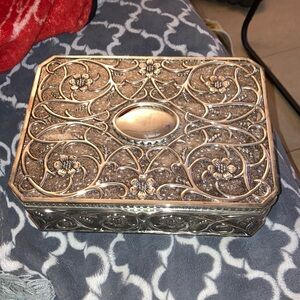 Godinger Silver Plated octagonal jewelry box!
